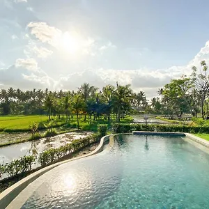 4* Aldeamento Turístico Adil &