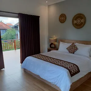  Проживание в семье Karma House
