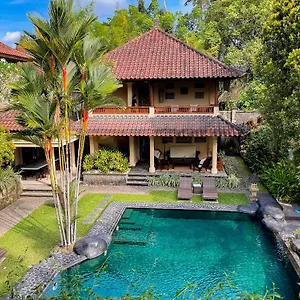  Bed & Breakfast Runa House Of Design